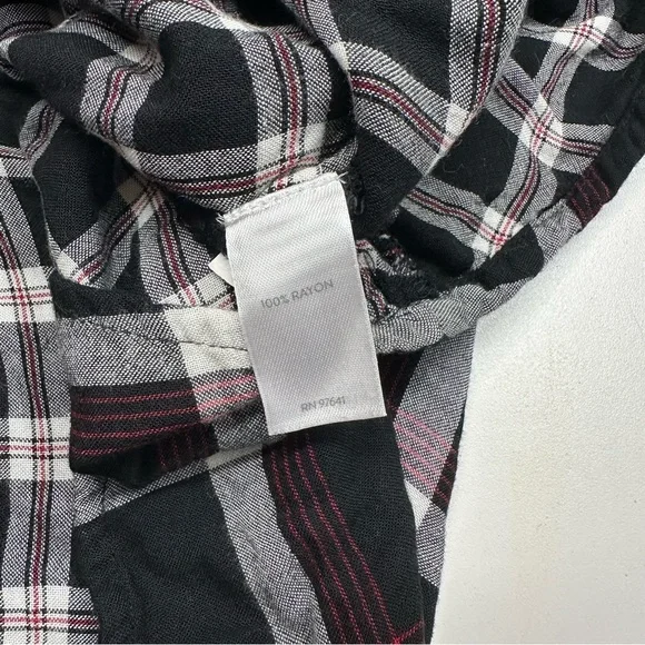 J. Jill Black Red Mixed Plaid Button Down Shirt Style Tunic Top Medium Petite - Picture 6 of 8